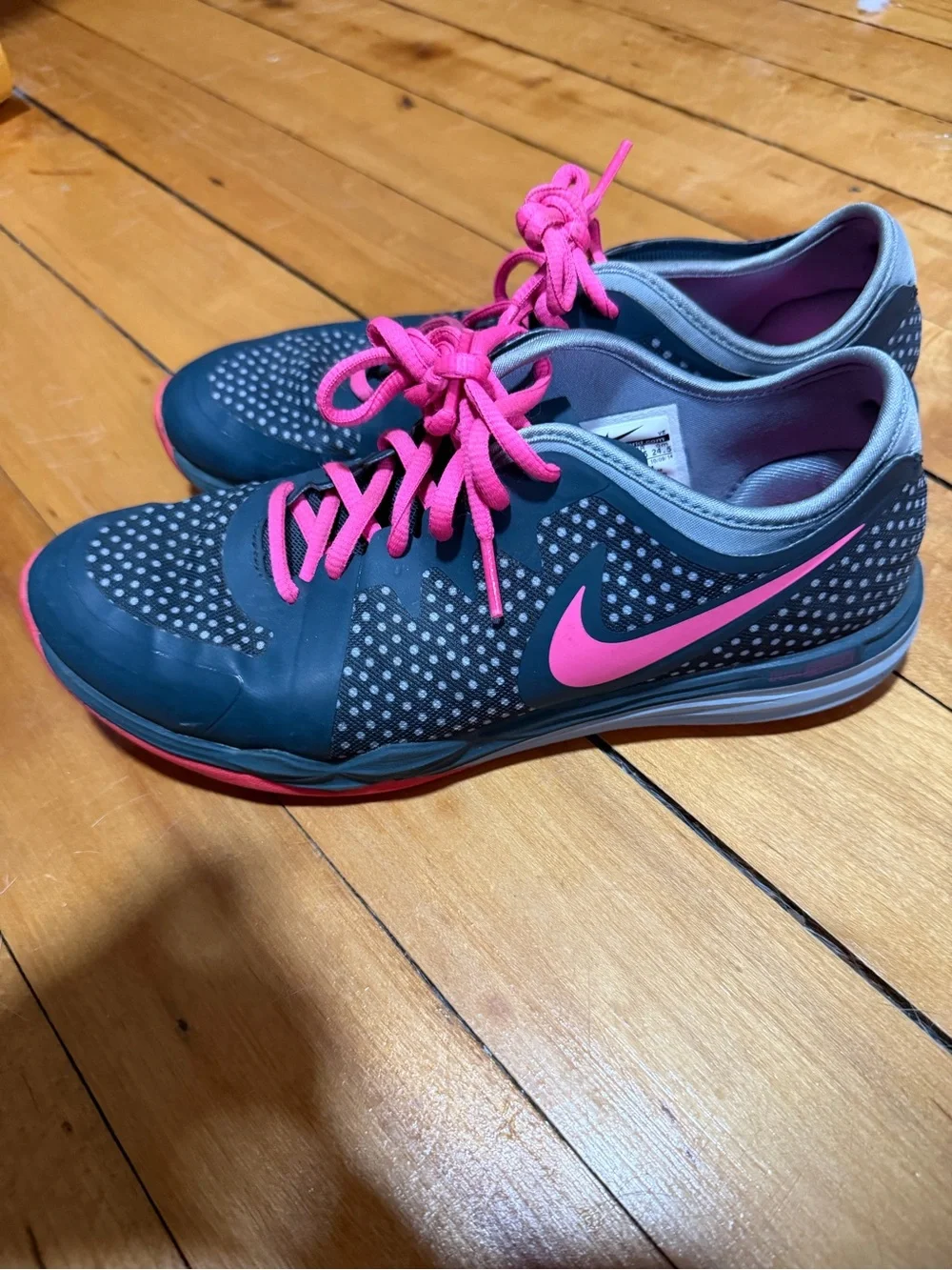Nike Running Shoes Women's Size US 7.5 Pink Grey